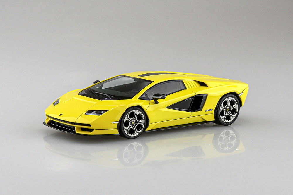 1/32 Aoshima - Lamborghini Countach LPI 800-4 Yellow