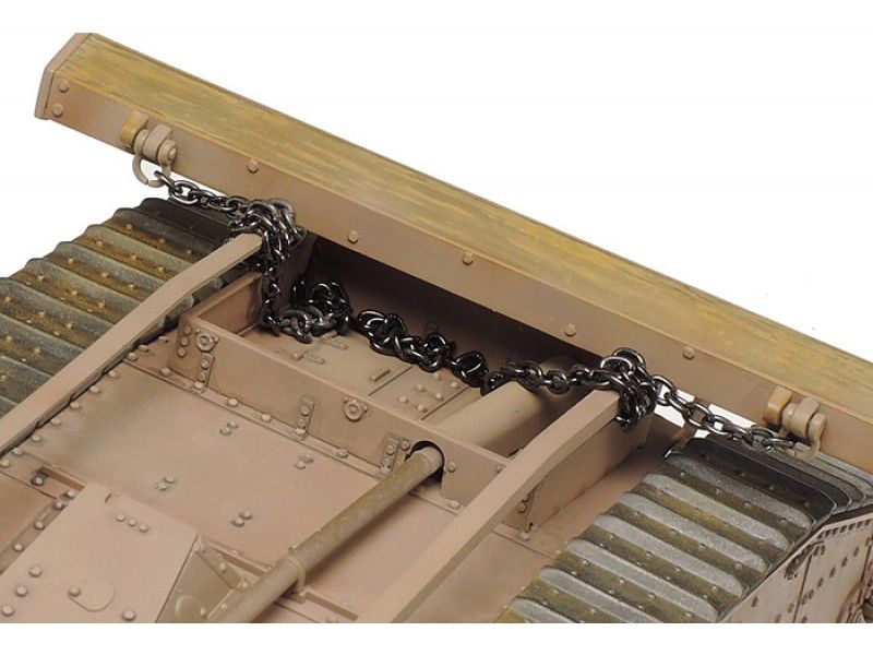 1/35 Tamiya - British WW1 Mk.IV Male Tank