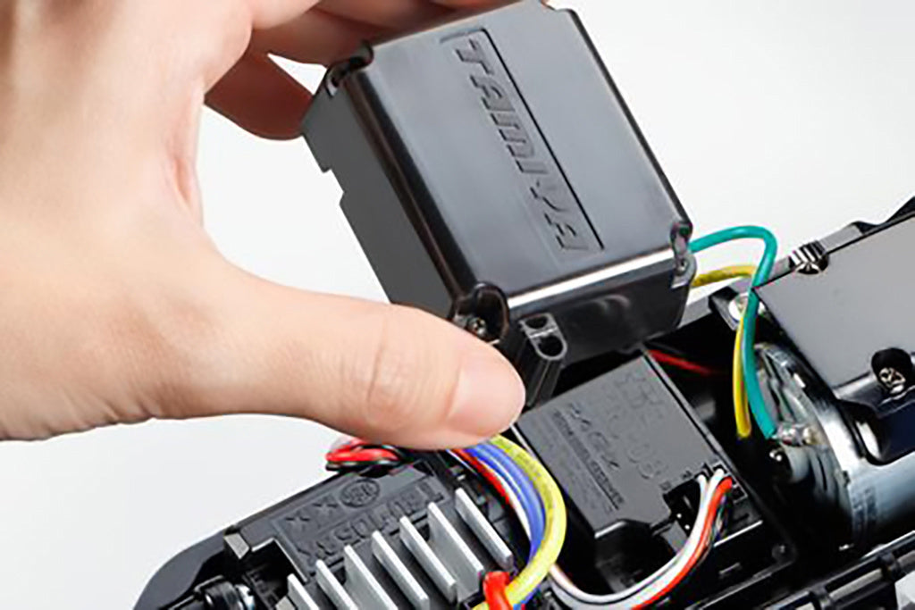 58568