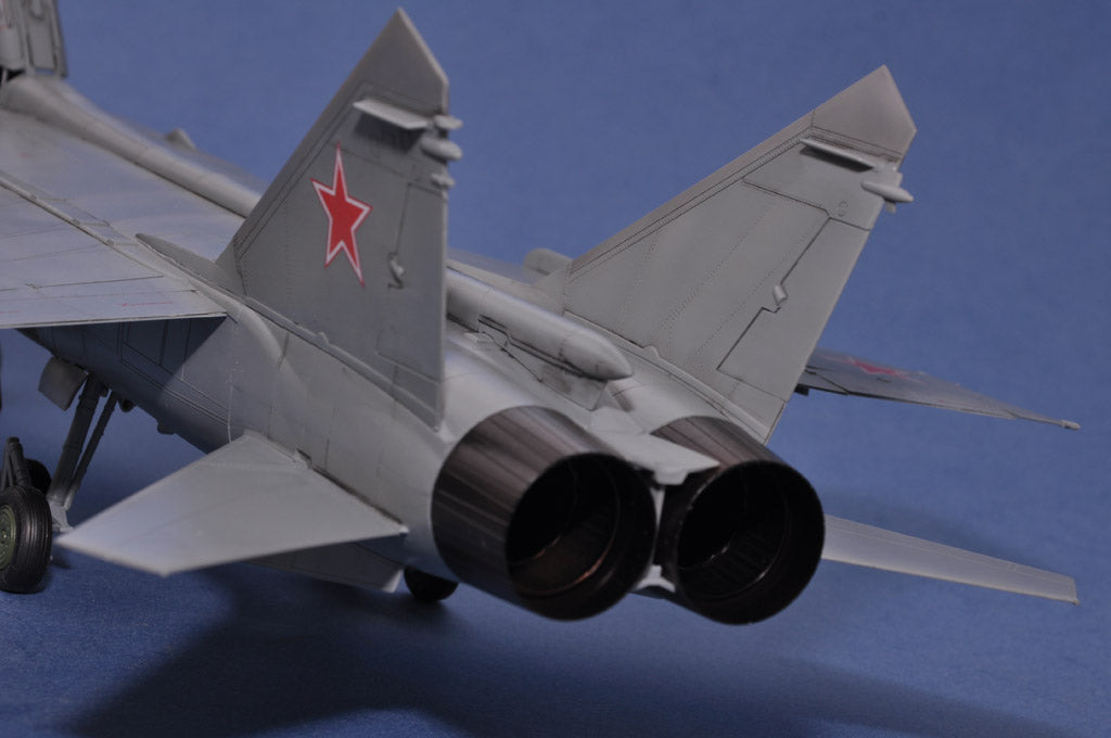 Hobby Boss 1/48 Mikoyan MiG-31 Foxhound model kit 81753, image 21