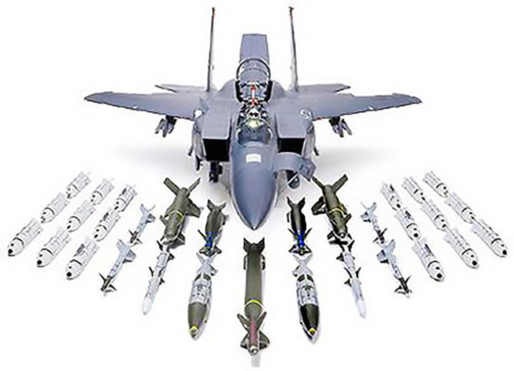 Tamiya 1/32 Aircraft - F-15E With Bunker Buster - 60312