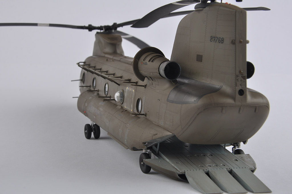 Hobby Boss 1/48 CH-47D Chinook model kit 81773, image 21