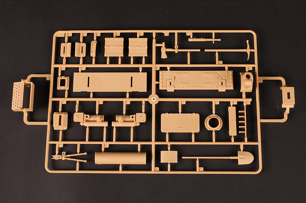 Hobby Boss 1/16 Panzerkampfwagen 38(t) Ausf.E/F model kit 82603, image 25