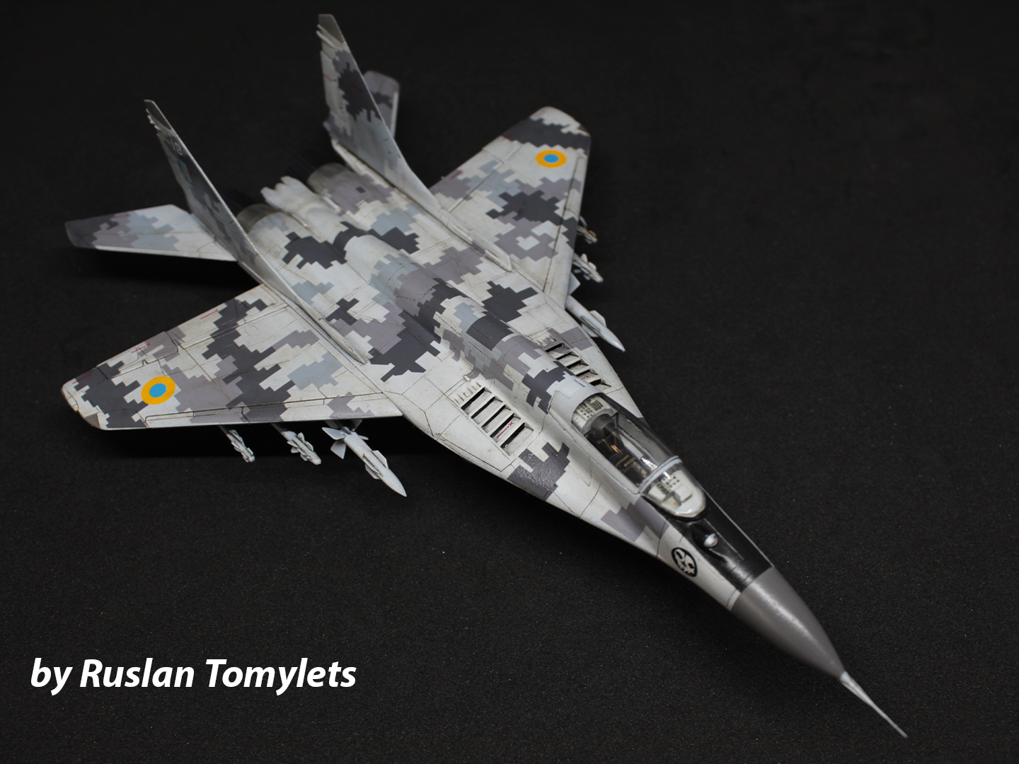 1/72 ICM - Ghost of Kyiv MiG-29