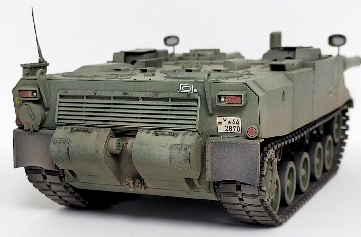 1/35 Takom - German Army VT 1-2 1970s Experimental Twin-Gun Casemate Tank