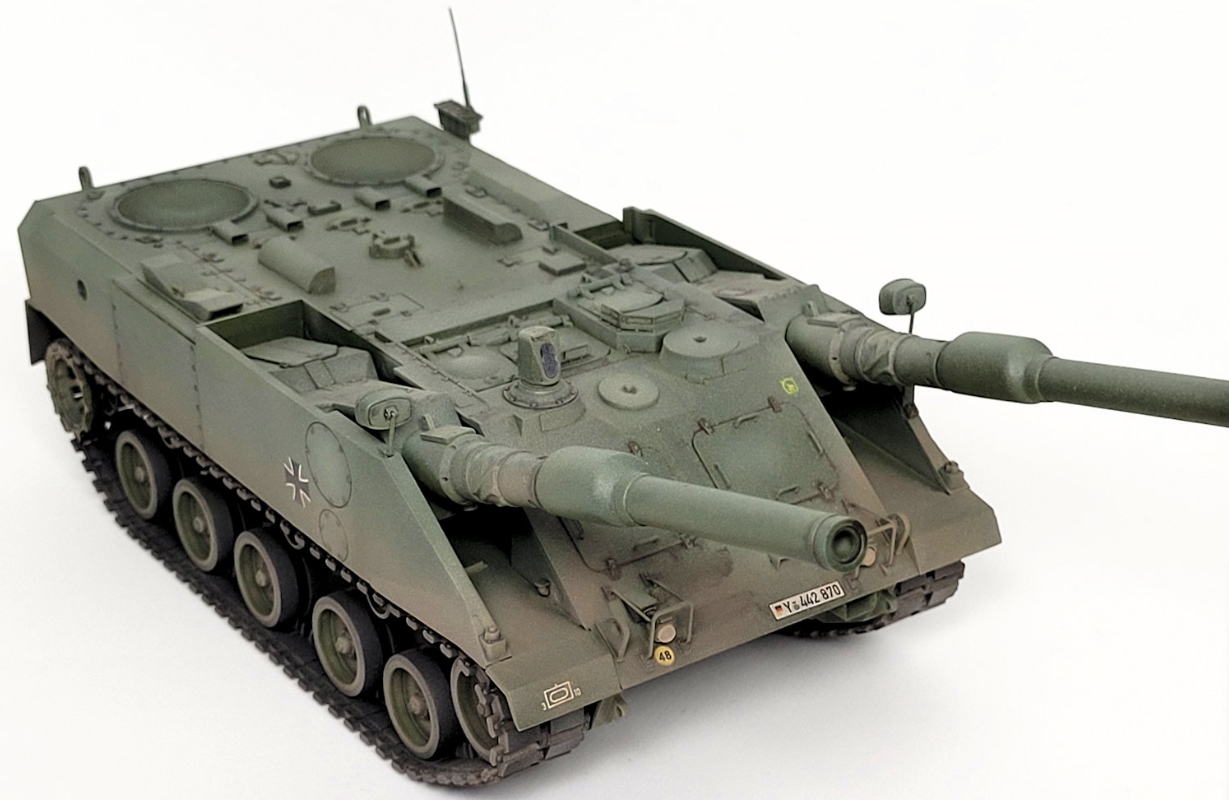 1/35 Takom - German Army VT 1-2 1970s Experimental Twin-Gun Casemate Tank
