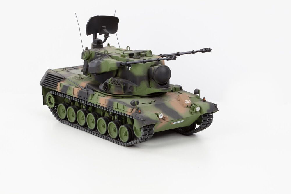 Heller 1/35 scale Gepard German Anti-Aircraft Tank Model Kit 81127
