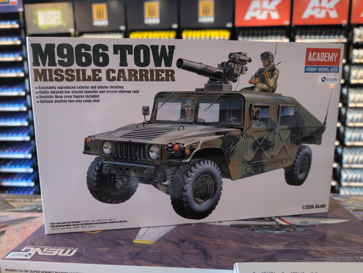1/35 Academy - US Army M996 Hummer TOW Missile Carrier Vehicle