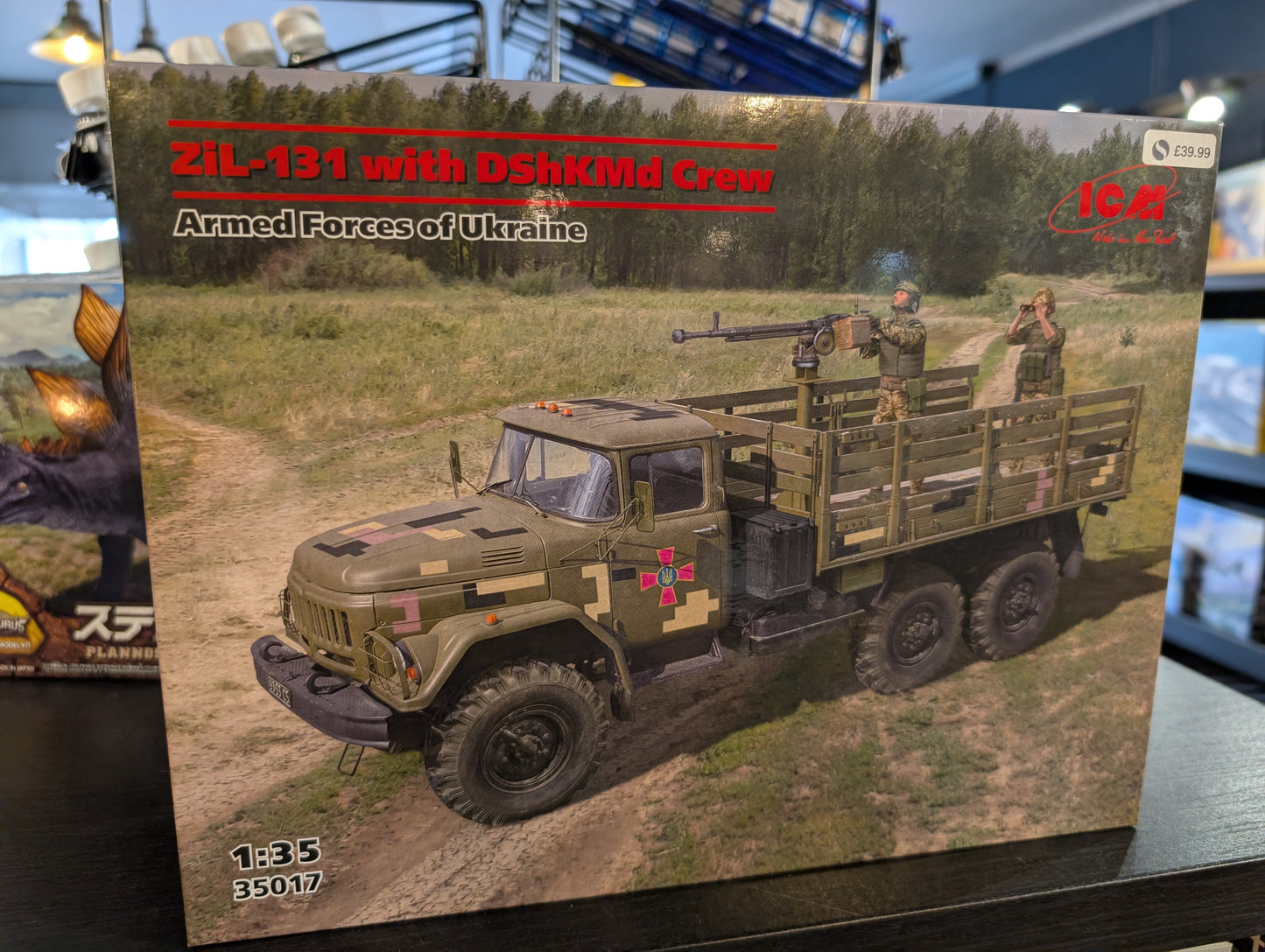 ICM Vehicles 1:35 - ZіL-131 with DShKMd Crew, Armed Forces of Ukraine - ICM35017
