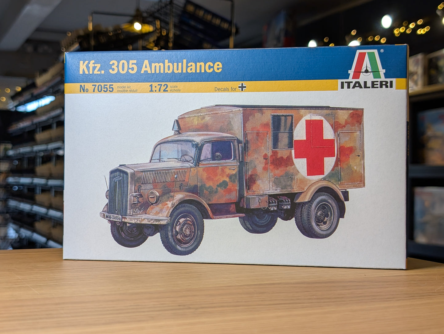 Italeri 1/72 Military - Kfz.305 Ambulance - 7055