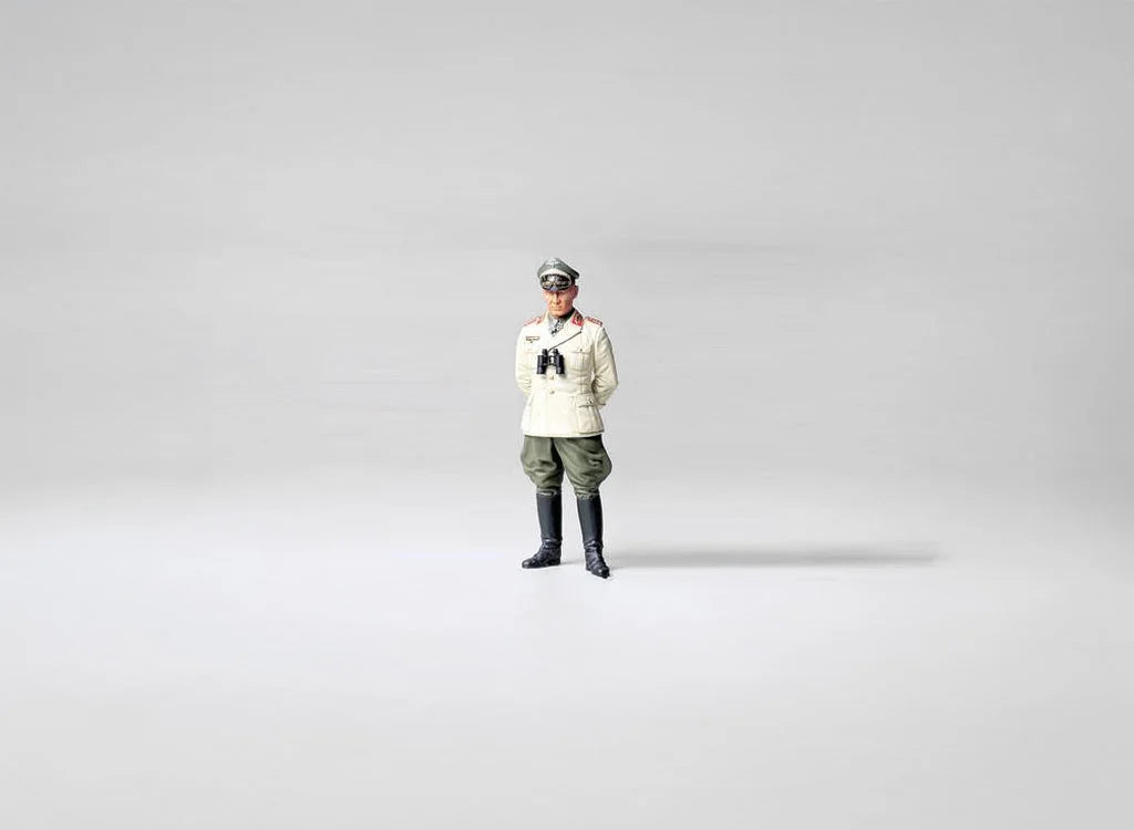 Tamiya 1/16 Military - Feldmarschall Rommel - 36305 - Product Image