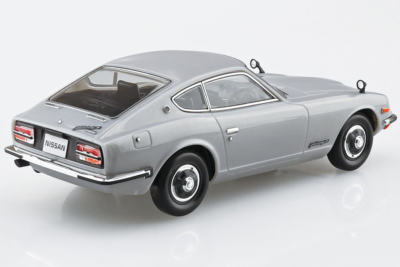 1/32 Aoshima - Snap Kit Nissan S30 Fairlady Z Silver with Custom Wheels