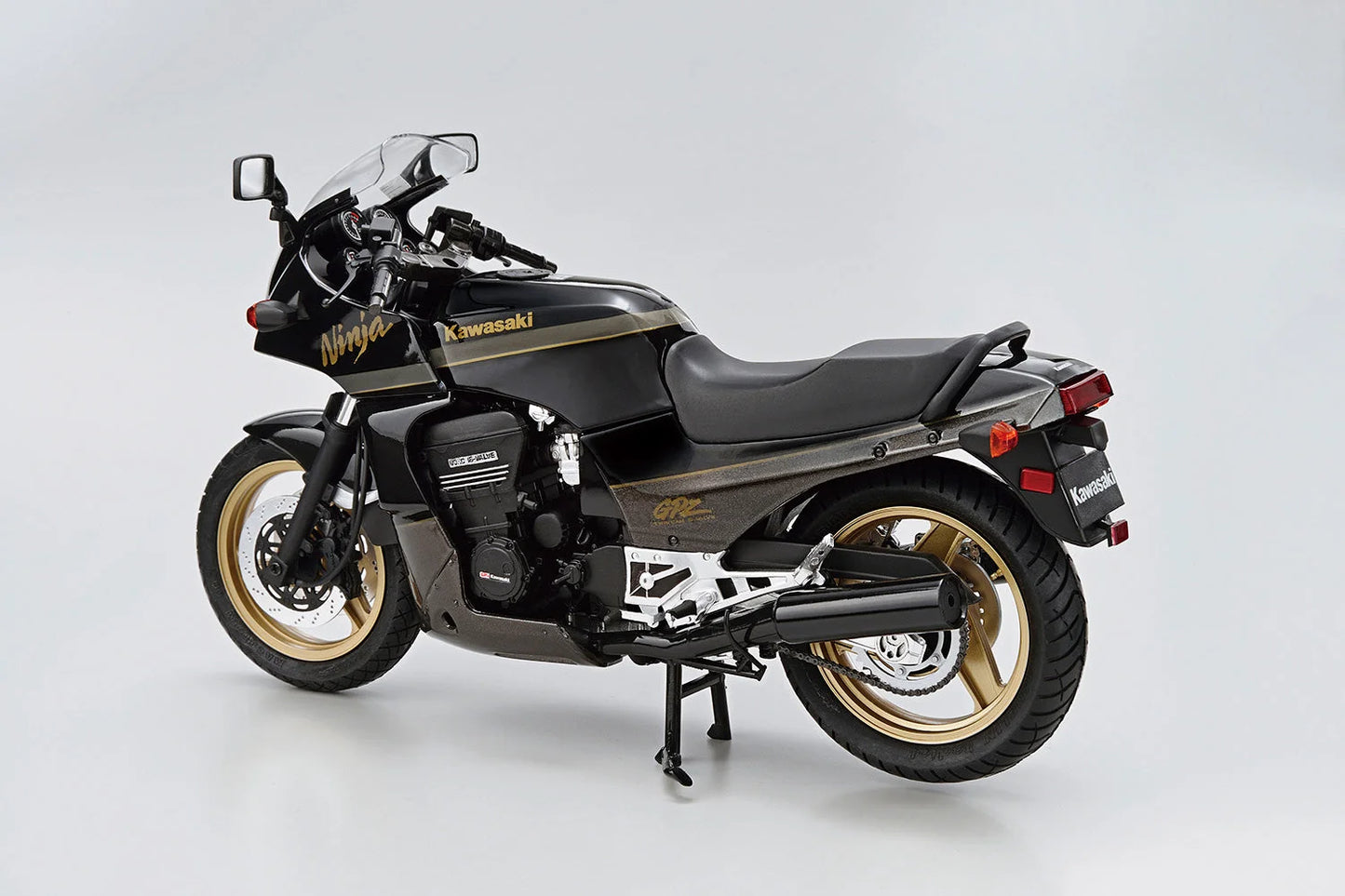 1/12 Aoshima - Kawasaki GPZ900R Ninja '02 - Product Image