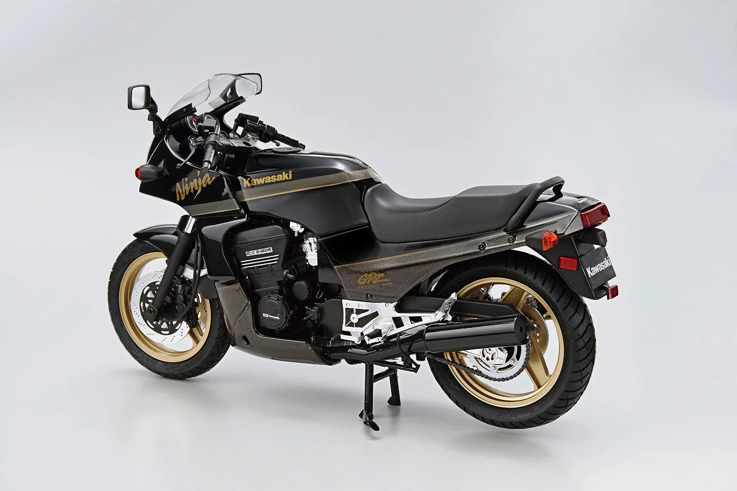 1/12 Aoshima - Kawasaki GPZ900R Ninja '02 - Product Image