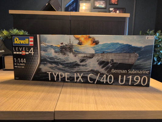 1/144 Revell - German Submarine Type IX C/40 - Product Image
