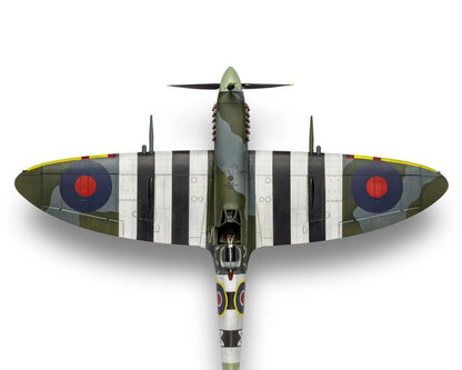 1/24 Airfix - Supermarine Spitfire Mk.IXc Flying Dray 'Beers Away' Bundle - Product Image