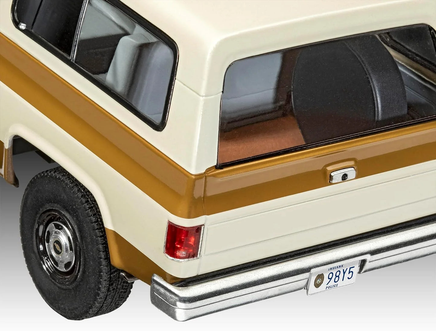 1/25 Revell - Jim Hopper's Chevy Blazer K5 - Product Image
