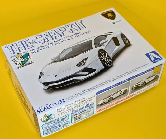 1/32 Aoshima - Snap Kit Lamborghini Adventador S Pearl White - Product Image