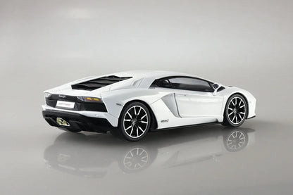 1/32 Aoshima - Snap Kit Lamborghini Adventador S Pearl White - Product Image