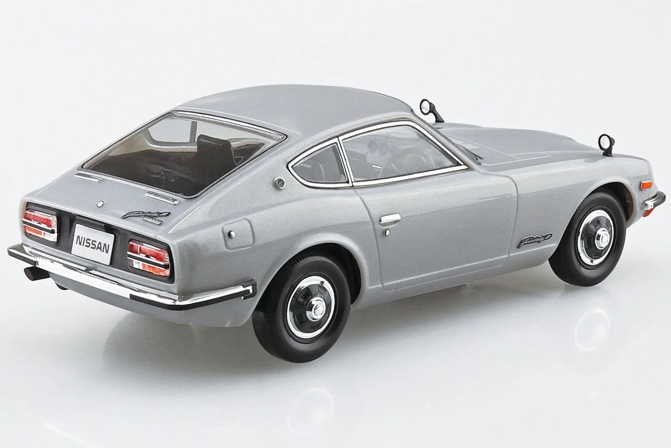 1/32 Aoshima - Snap Kit Nissan S30 Fairlady Z Silver with Custom Wheels - Product Image