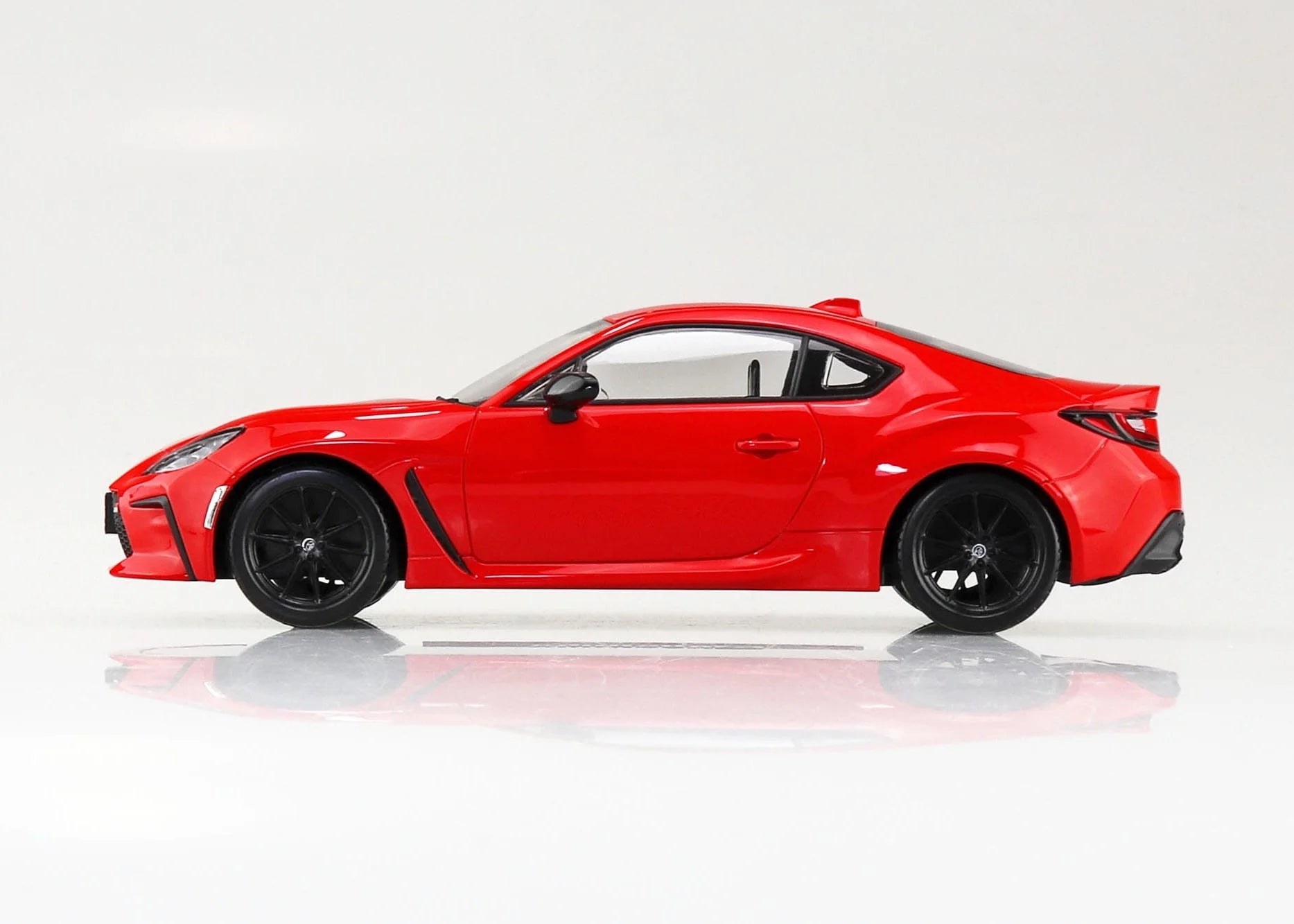 1/32 Aoshima - Snap Kit Toyota GR 86 Spark Red - Product Image