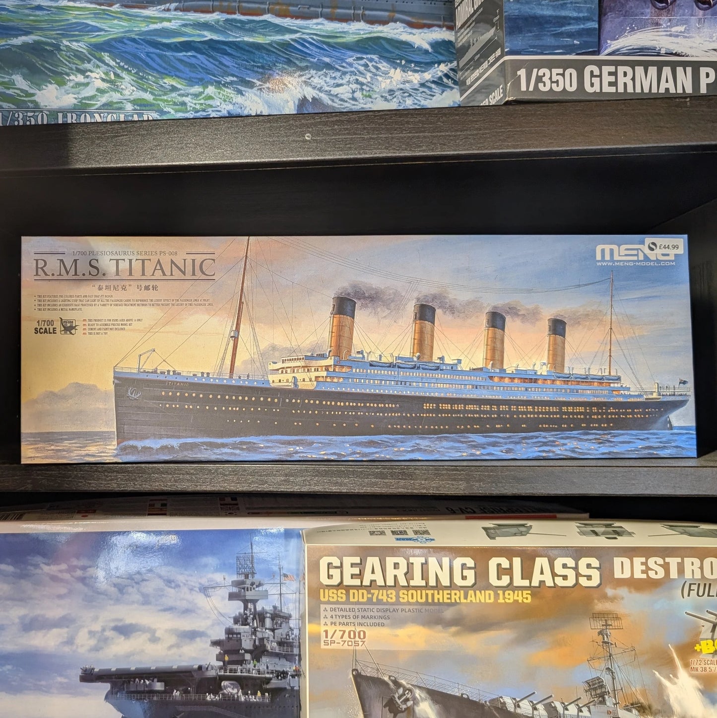 1/700 Meng - R.M.S Titanic (Plesiosaurus Series) - Product Image