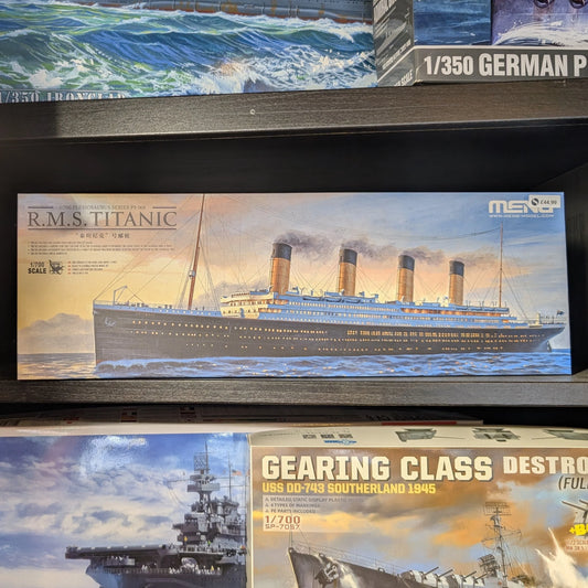 1/700 Meng - R.M.S Titanic (Plesiosaurus Series) - Product Image