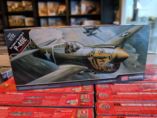 1/72 Academy - USAAF P-40E Warhawk Fighter Aircraft - Product Image