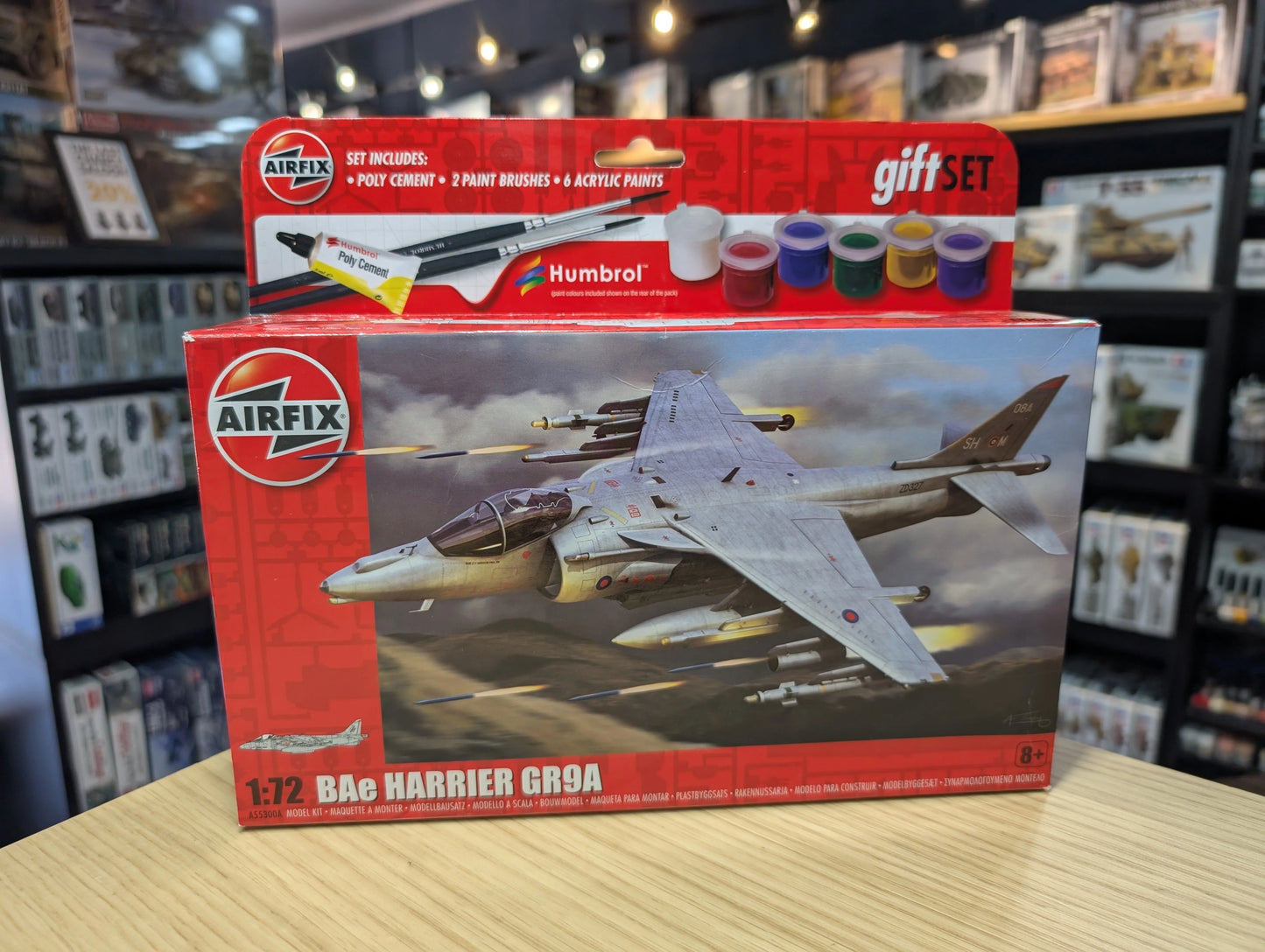1/72 Airfix - BAe Harrier GR.9A Starter Set - Product Image