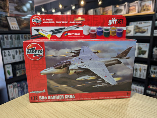 1/72 Airfix - BAe Harrier GR.9A Starter Set - Product Image