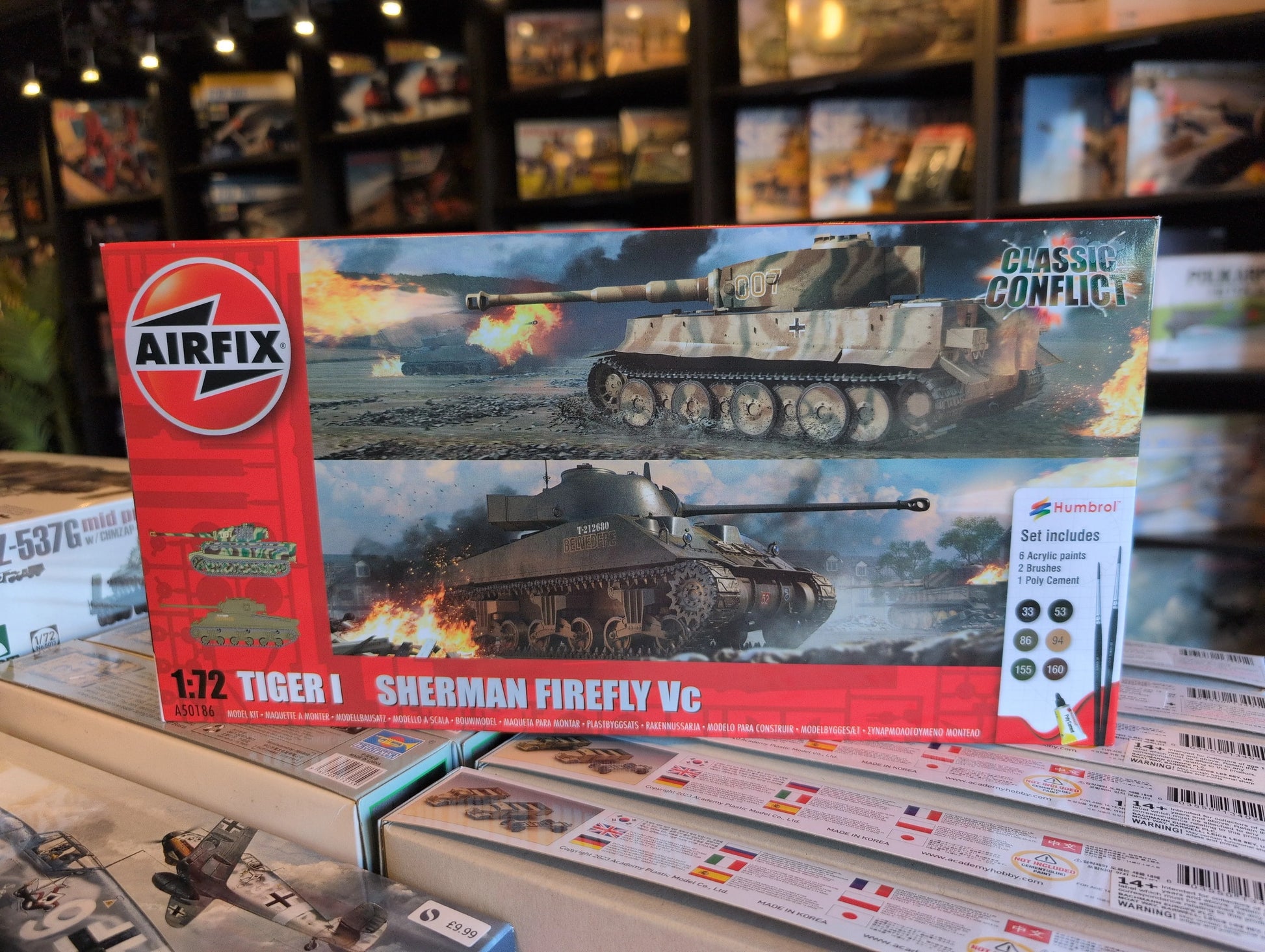 1/72 Airfix - Classic Conflict Tiger 1 vs Sherman Firefly - Product Image