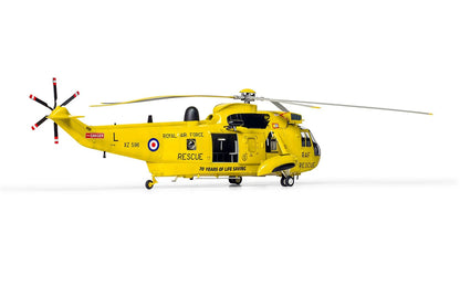1/72 Airfix - Westland Sea King HAR.3 Starter Set - Product Image