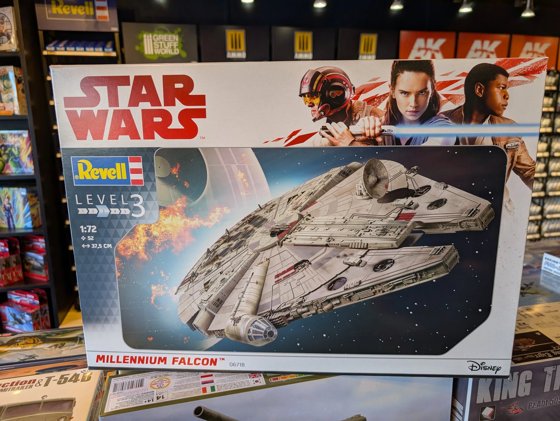 1/72 Revell - Star Wars Millennium Falcon - Product Image