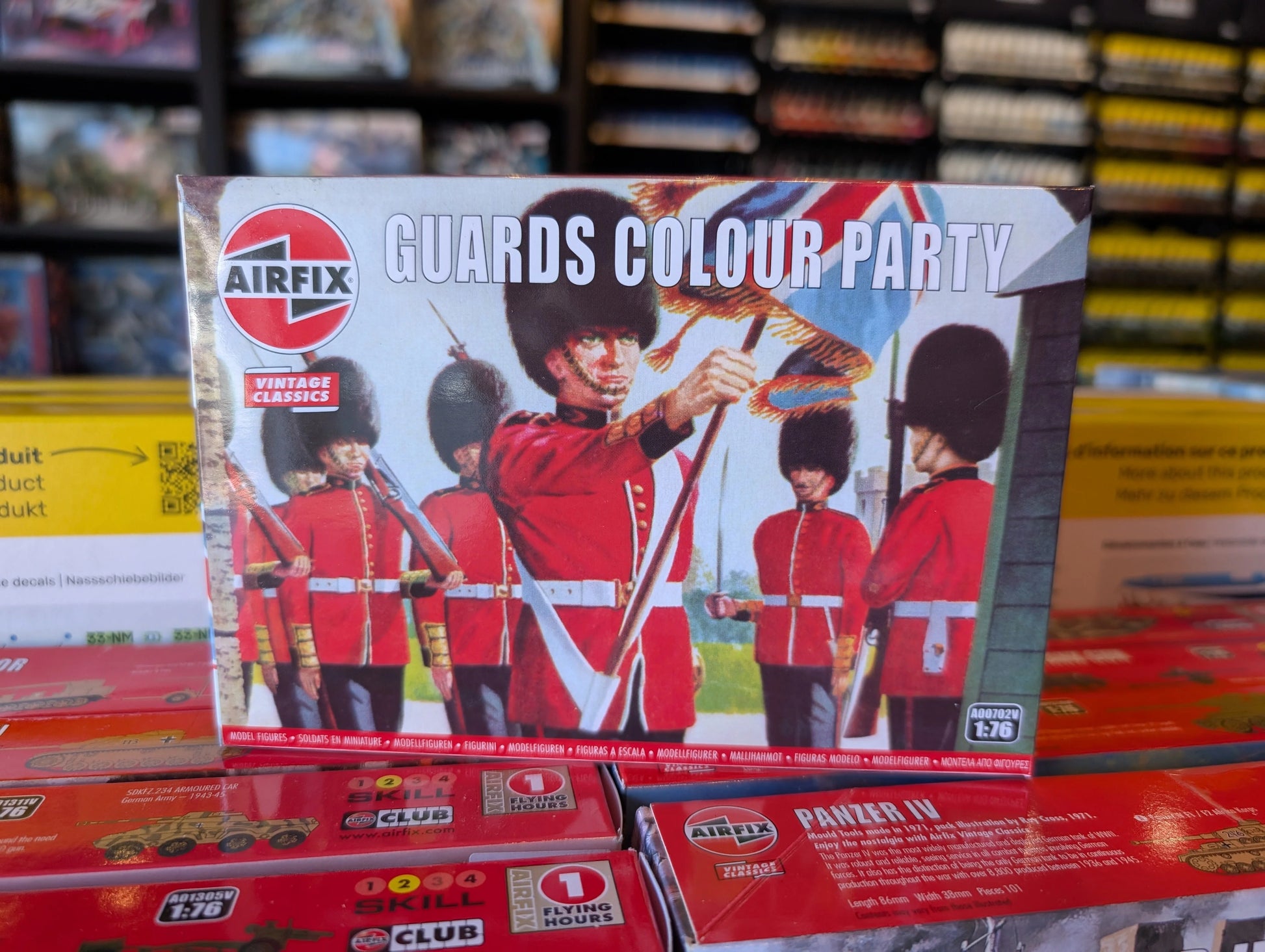 1/76 Airfix - Guards Colour Party Figure Set - Product Image