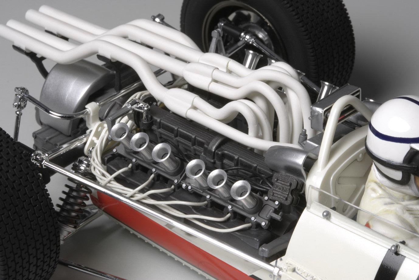 Tamiya 1/12 Cars - Honda RA273 F1 Car with Photo-Etched Parts - 12032