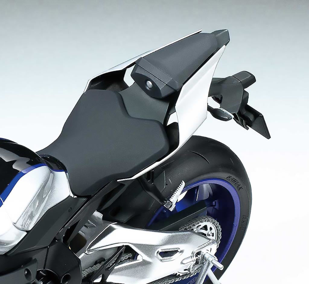 Tamiya 1/12 Bikes - Yamaha YZF-R1M Superbike - 14133