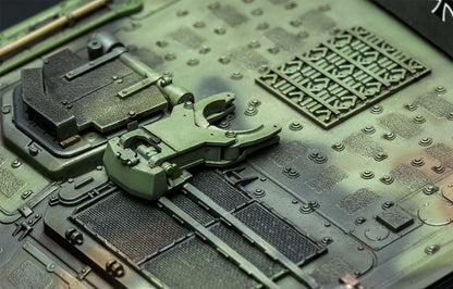 Meng 1/35 Panzerhaubitze 2000 German Self Propelled Howitzer model kit TS-012, image 6