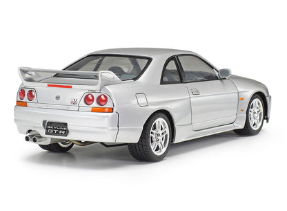 Tamiya 1/24 Cars - Nissan Skyline GT-R V Spec - 24145