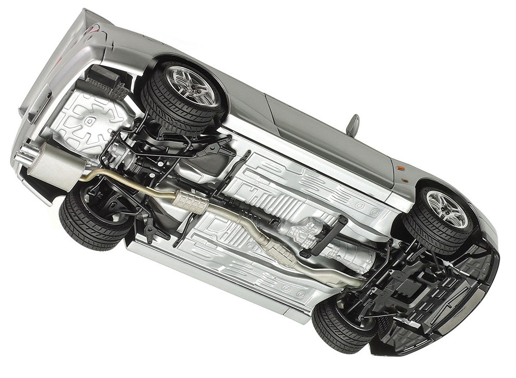 Tamiya 1/24 Cars - Nissan Skyline GT-R V Spec - 24145