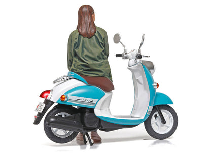 Tamiya 1/24 Cars - 1/24 Campus Friends II (Scooter & 5 Figures) - 24356