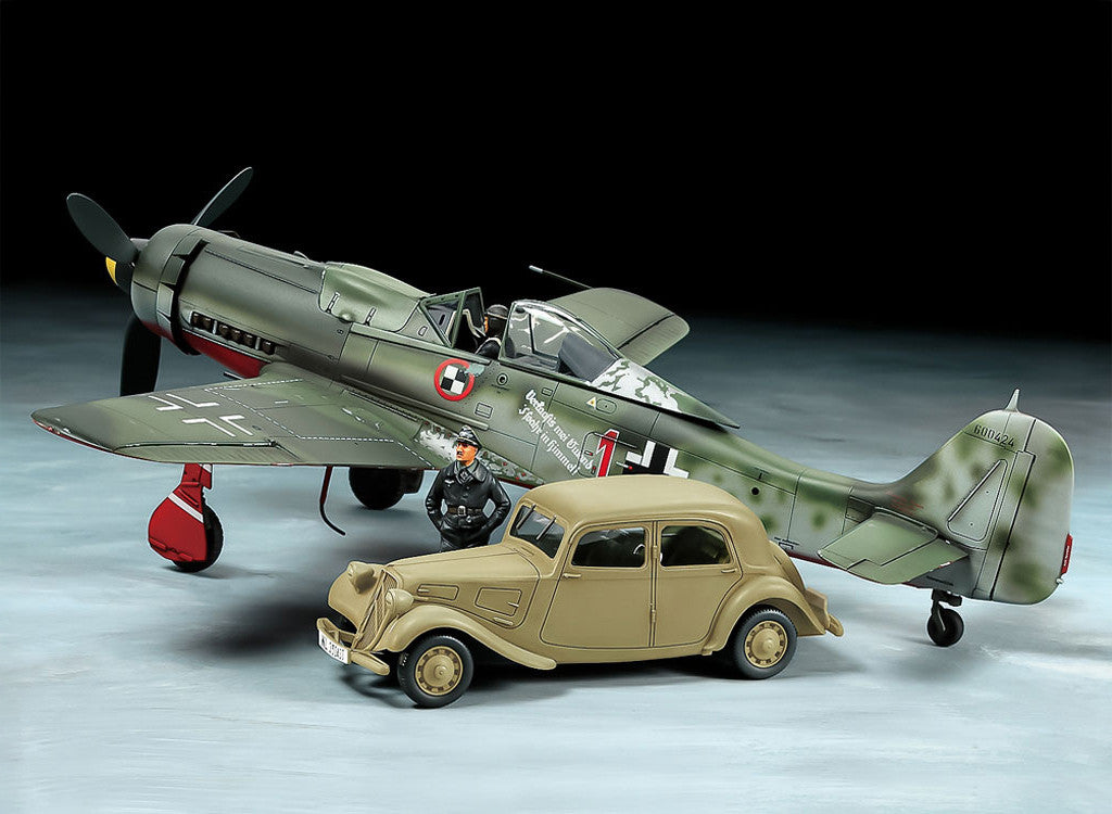 Tamiya 1/48 Aircraft - 1/48 Fw190 D-9 JV44 Aircraft & 11CV Staff Car Set - 25213