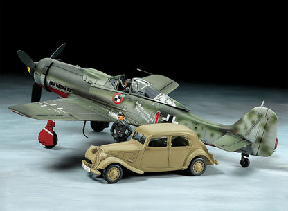 Tamiya 1/48 Aircraft - 1/48 Fw190 D-9 JV44 Aircraft & 11CV Staff Car Set - 25213