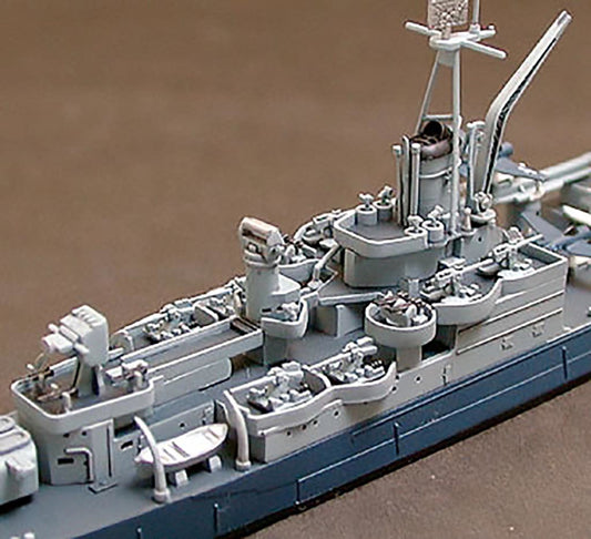 Tamiya 1/700 Ships - U.S. Navy CA-35 Indianapolis - 31804
