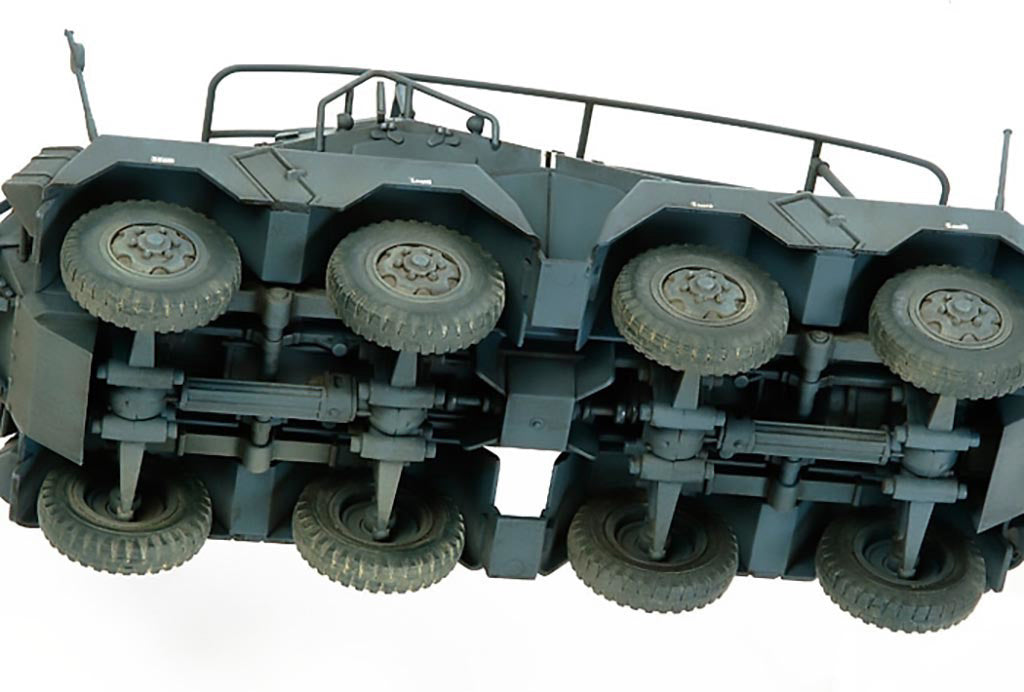 Tamiya 1/48 Military - Sd.Kfz.232 - 32574