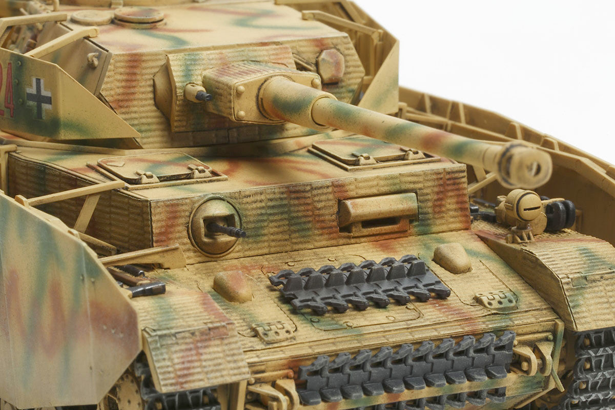 Tamiya 1/48 Military - 1/48 Panzer IV Ausf.H Tank (Late Production) - 32584