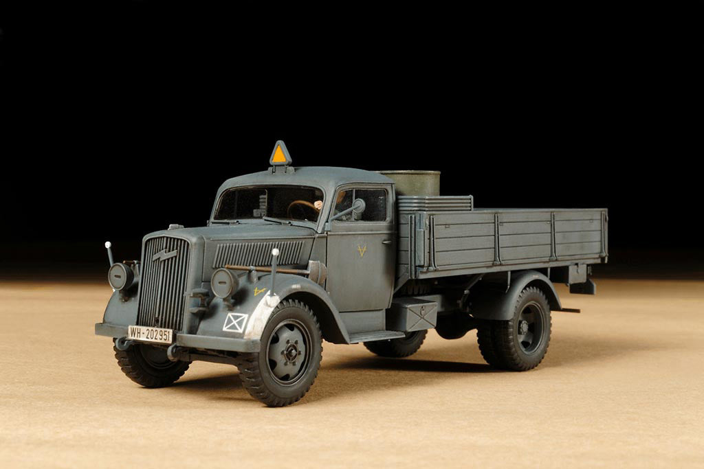 Tamiya 1/48 Military - 1/48 German 3T 4X2 Cargo Truck - 32585