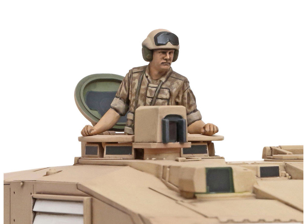 Tamiya 1/48 Military - 1/48 British Tank Challenger 2 (Desertised) - 32601