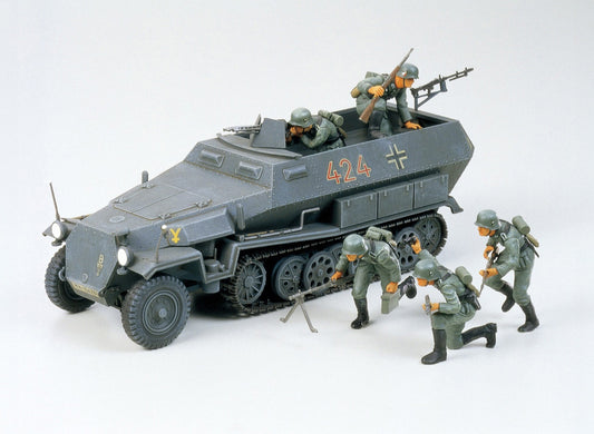 Tamiya 1/35 Military - German Hanomag Sd.Kfz.251/1 - 35020