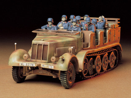 Tamiya 1/35 Sd.Kfz.7 8-Ton Semi-Track model kit box art