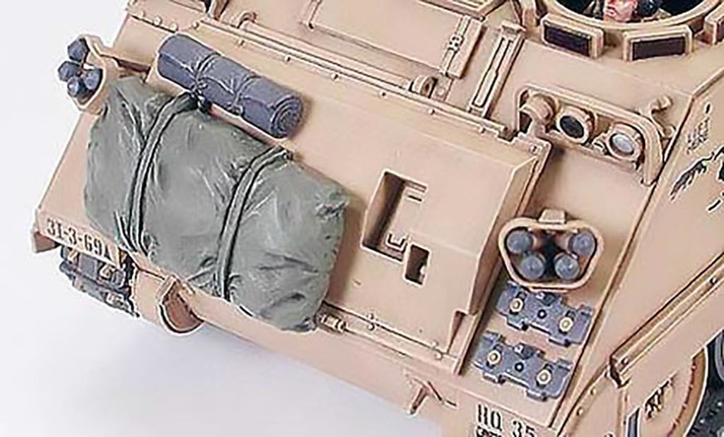 Tamiya 1/35 Military - U.S. M113A2 Desert Version - 35265
